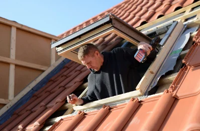 Pose de fenêtres de toit Velux à Abondant